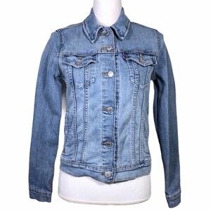 LEVI’S Denim Trucker Jean Jacket